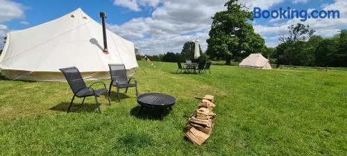 Park Farm Holidays Glamping - Image 1