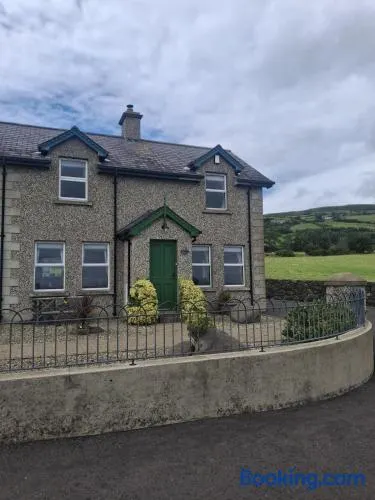 Redbrae cottage - Image 1