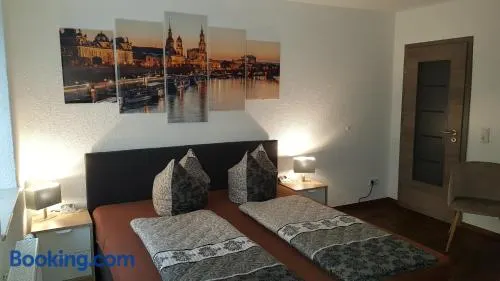Ferienwohnung oder Studio Dresden-Neustadt inkl Parkplatz mit Balkon oder Terrasse - Image 1