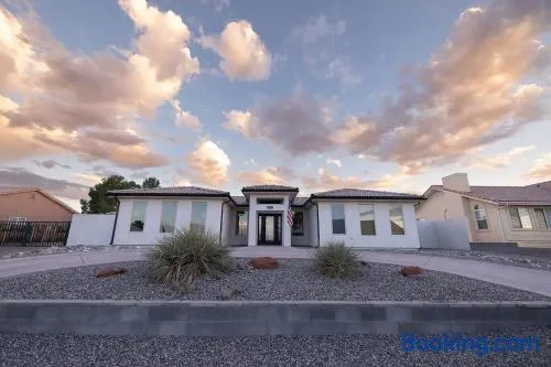 Desert RanchHouse - Image 1