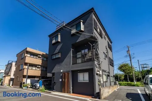 "潮見101" ディズニー&東京駅20分圏内, 潮見駅徒歩7分, ダブルベッド2台4名様, キッチン, シャワー室など設備充実 - Image 1