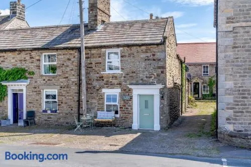 3 Bed in Reeth oc-l32438 - Image 1