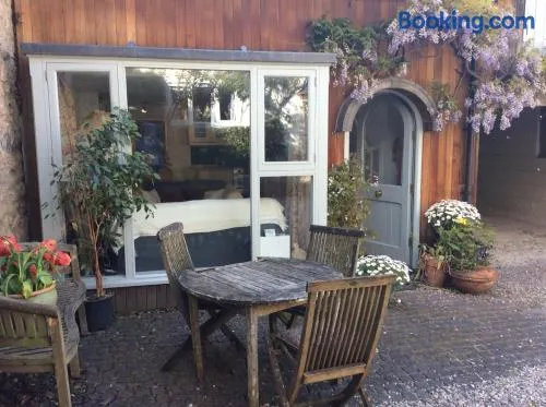 Arch Cottage - Image 1