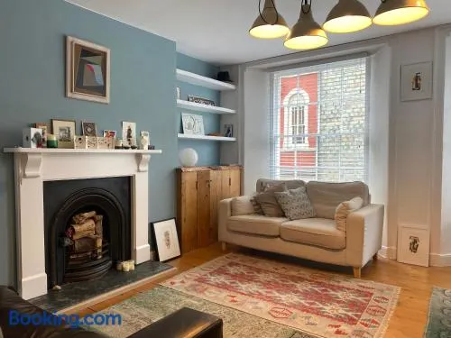Clarendon House - Image 1