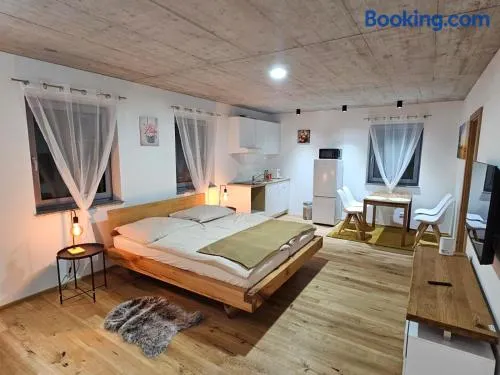 Hoch2 Apartment - Modern, komfortabel & 24h Self-Check-in mit Parkplatz - Image 1