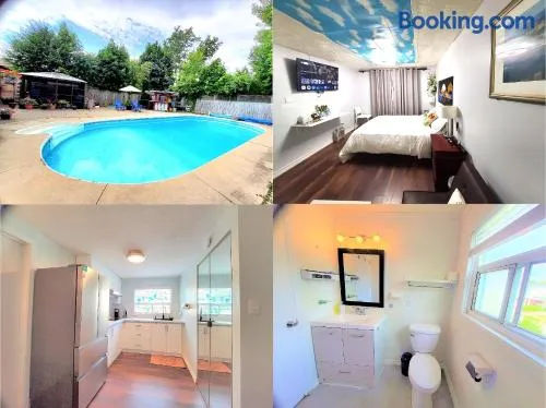 Cozy and Quiet Homestay with Private Bathroom - Image 1