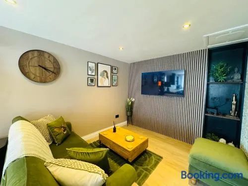Station House - Platform 1 - 2 Bedrooms - Sleeps 3 - Image 1