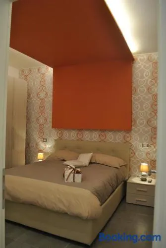 Happy Home - Image 1