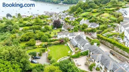 Rocket House - Large family home perched above the river - Image 1