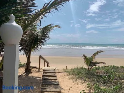 Bela casa de praia beira mar - Image 1