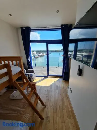 Carlingford Marina Apartments - Image 1