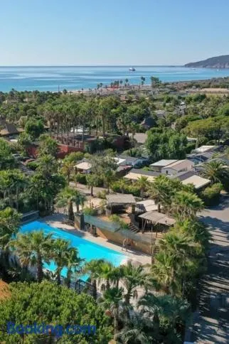 La Toison d'Or Resort & Spa - Image 1