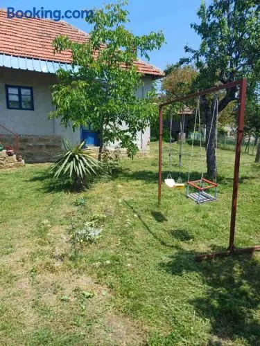Dragačevska kuća na bregu - Image 1