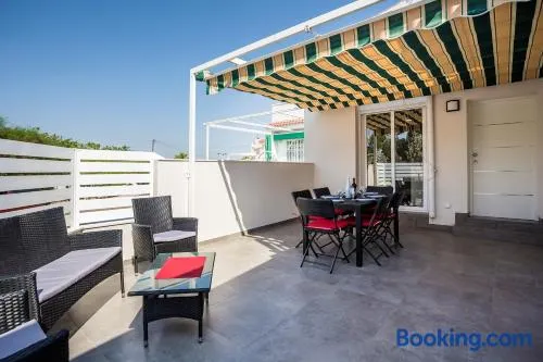 Chalet tout confort ideal famille enfants tennis piscine plage - Image 1