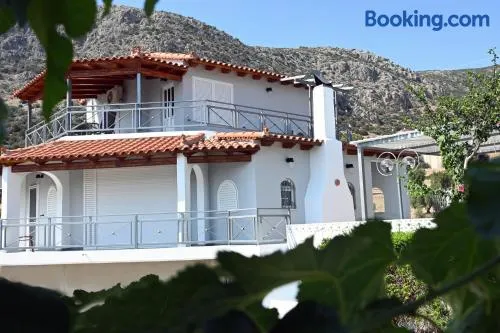 Nicole's Guesthouse - Image 1