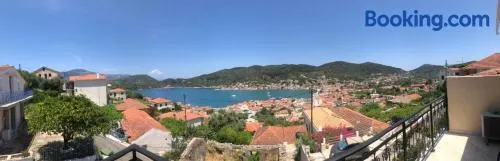 Panoramic View Villa - Image 1