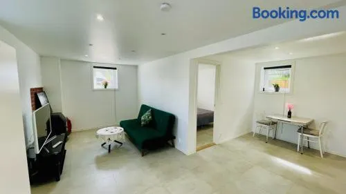 Cosy One Bedroom Apartment - Image 1