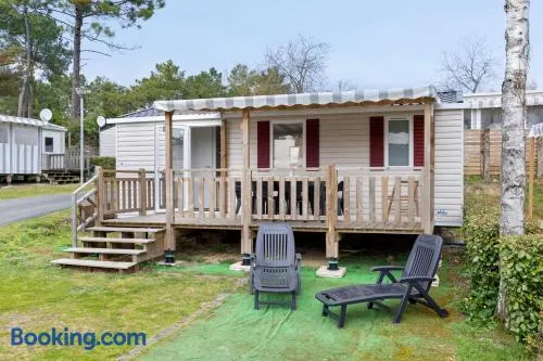 Mobil Home à St Jean des Monts - Image 1