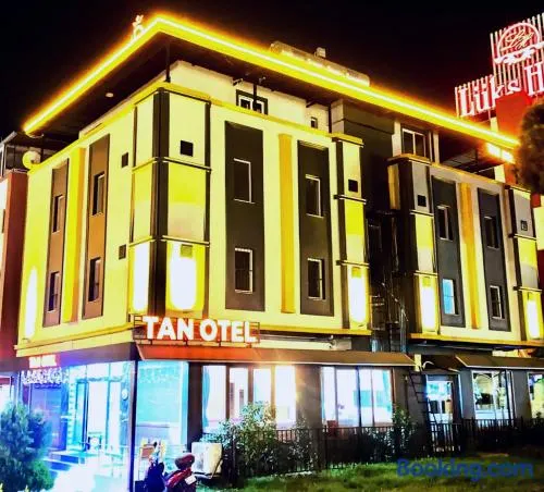 TAN OTEL - Image 1