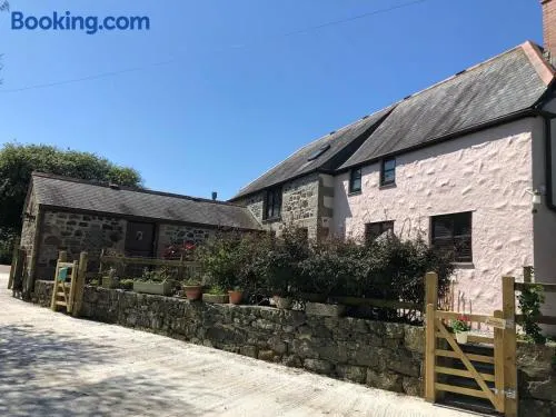 Farm accommodation - The Lizard Peninsula, Cornwall - Image 1