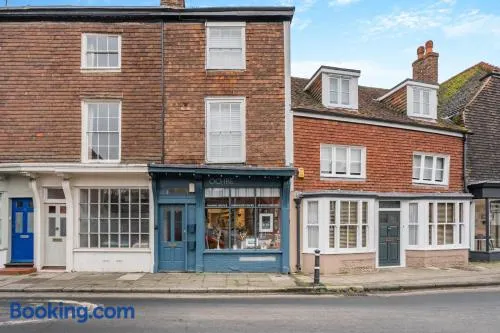 1 Bed in Lewes oc-n29713 - Image 1