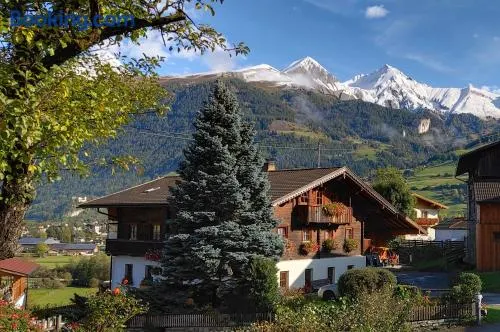Simiterhof - Image 1