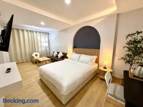 Brown House Cha am - Image 1