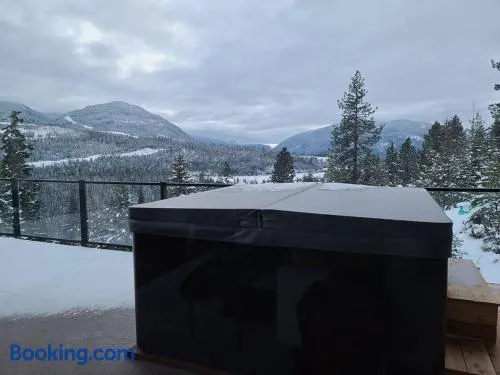Five Star-Amazing views and Hot Tub - Image 1