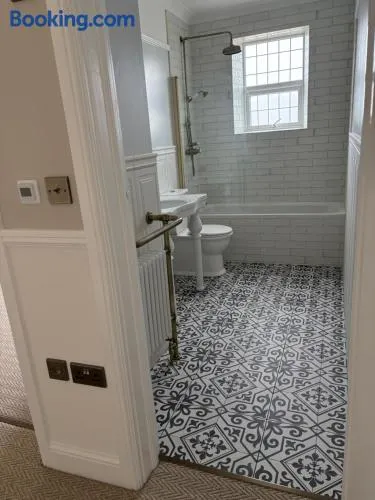 Rose Villa Cottage- Coming soon - Image 1