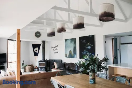 The Barefoot Beach House - Surf Beach - Image 1