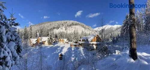 Chaty a horský hotel Kožiar - Image 1