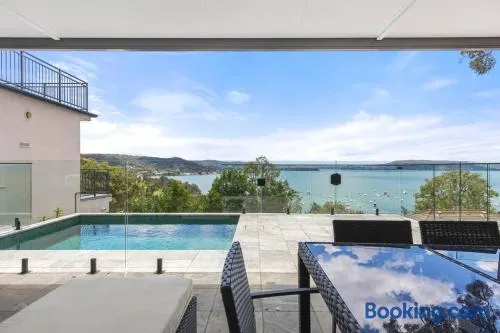 365 Days of Kalm I Pano Water Views I Heated Pool - Image 1