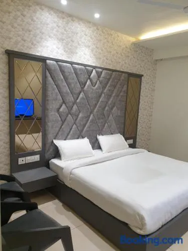 Hotel Mark - Image 1