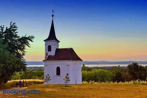 B&Beach Apartman Balatonlelle - Image 1