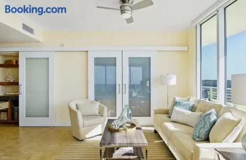 Ocean Front Paradise - Image 1