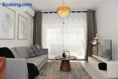 Eirini Elegant Hestia Apartment - Image 1