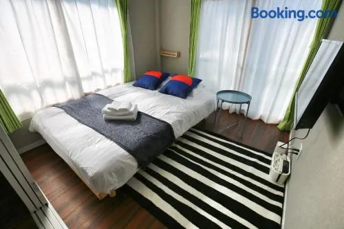 QU302 EPrivate 2BR Home with Living Room and Kitchen, Separate Bath and Toilet, Sleeps 4 - Image 1