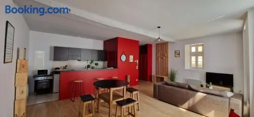 Rouge et Vin - Image 1