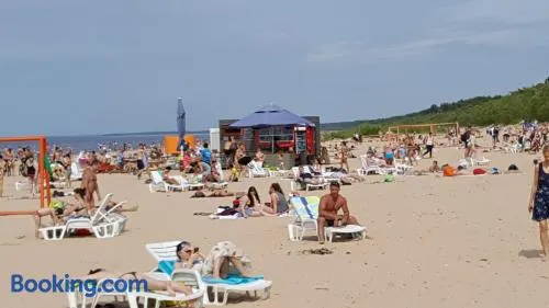 Waves Cafe - Image 1