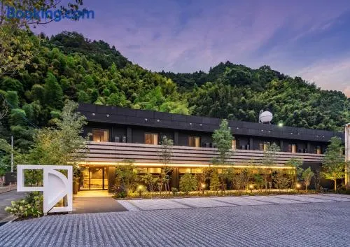 愛犬と泊まれる静岡市泉ヶ谷のホテル1hotel - Image 1