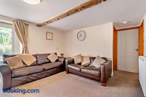Tawny cottage - Image 1