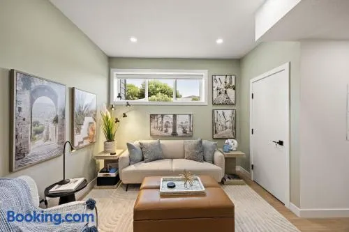 Serene Mediterranean Retreat - Image 1