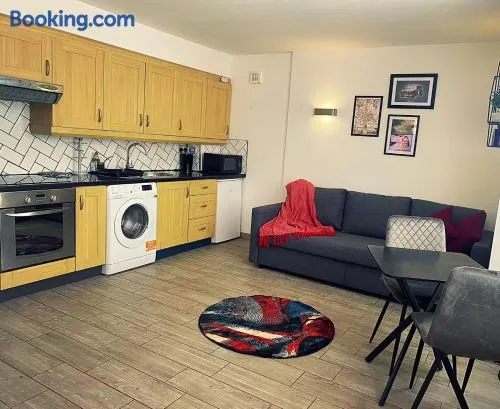 133 Home - Image 1