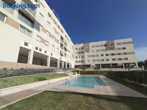 Velez Malaga 2 Dorm 4 Huésped Piscina Parking WiFi - Image 1