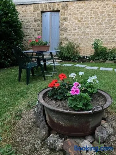 La Chambre l'Oree du bois - Image 1