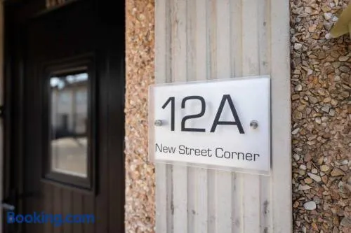 New Street Corner - Image 1