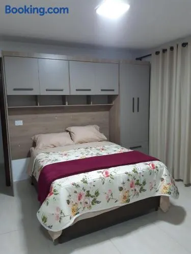 6 Studio Aconchegante Aeroporto a 8 min com Garagem - Image 1
