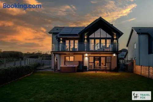 Sea View Terrace - with hot tub! - Image 1