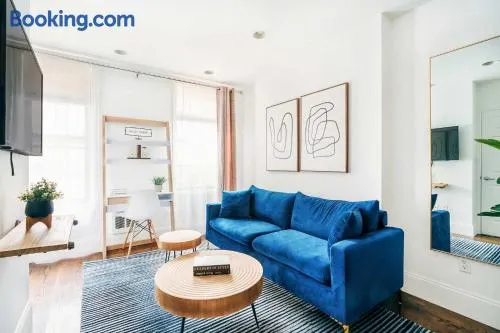 69-3B Prime Lower East Side BRAND NEW 1br Apt - Image 1