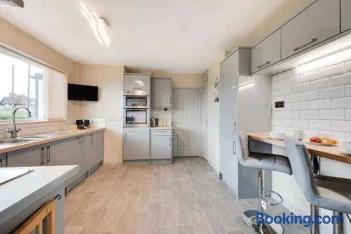 3 Bed in Bacton oc-l2294 - Image 1